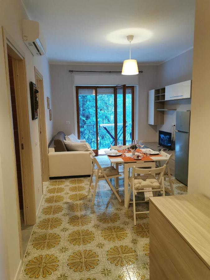 Sorrento'S Holidays Rooms Экстерьер фото