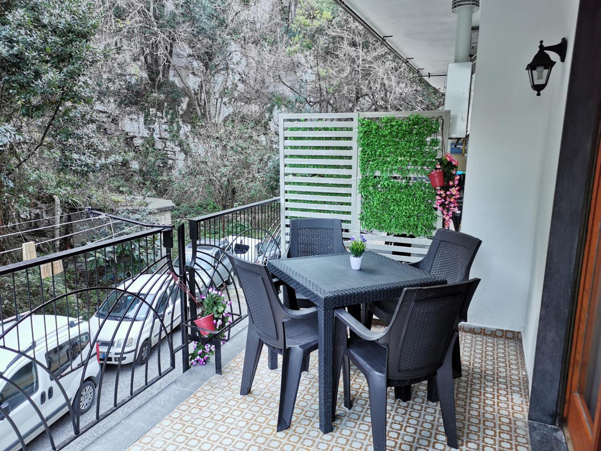 Sorrento'S Holidays Rooms Экстерьер фото