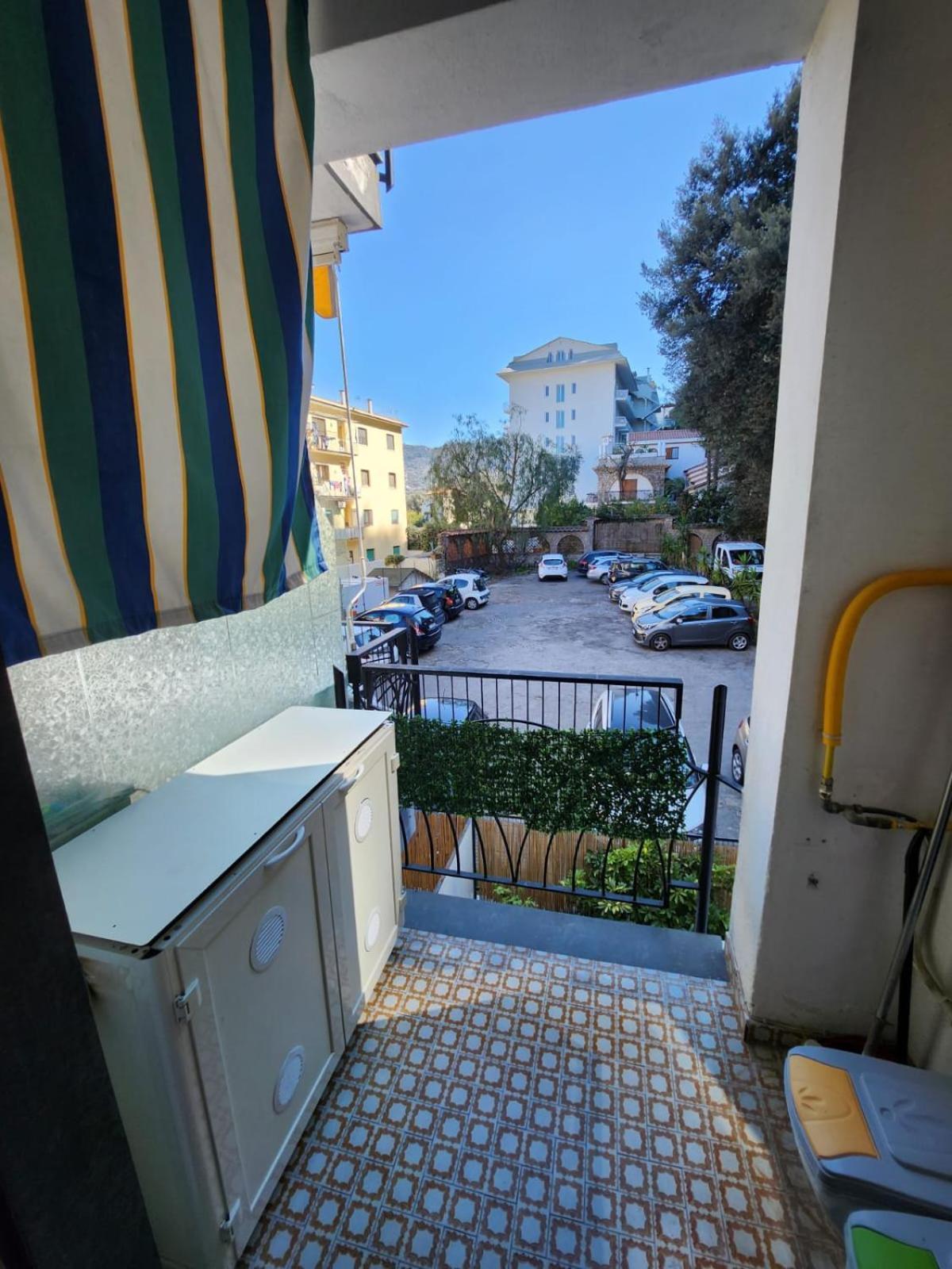 Sorrento'S Holidays Rooms Экстерьер фото