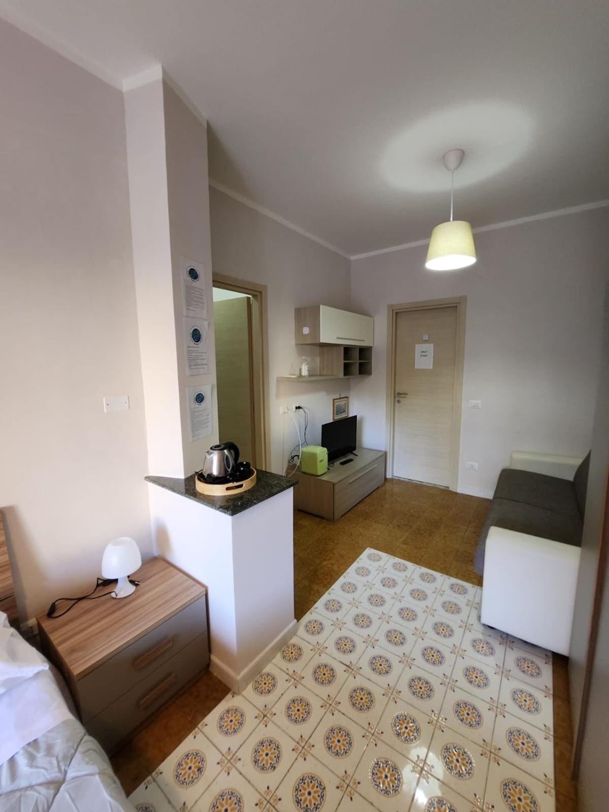 Sorrento'S Holidays Rooms Экстерьер фото